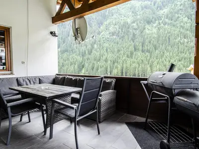 Terrasse mit Smokergrill
