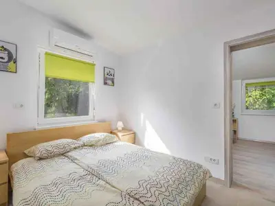 Ferienhaus für 6 Personen (45 m²) in Karigador 6/10