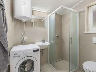 Ferienhaus für 6 Personen (45 m²) in Karigador 9/10