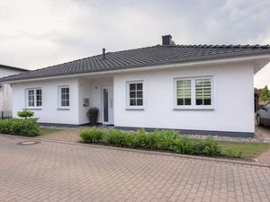 23659493-Ferienhaus-7-Karlshagen-300x225-5