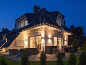 22274007-Ferienhaus-6-Karlshagen-300x225-0