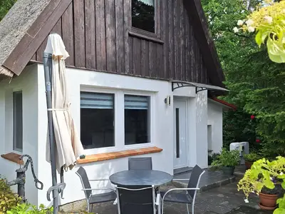 Sonnenterasse vor dem Haus