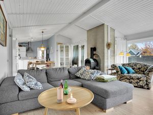 23757517-Ferienhaus-4-Karrebæksminde-300x225-2