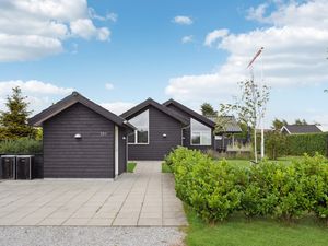 23765901-Ferienhaus-6-Karrebæksminde-300x225-2