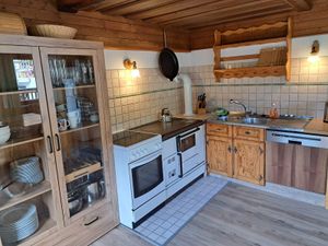 24044344-Ferienhaus-14-Karteis-300x225-3