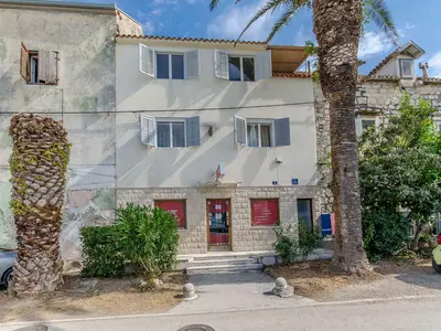 Ferienhaus für 8 Personen (120 m²) in Kastel Luksic 6/10