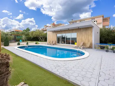 pool