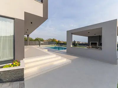 pool