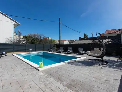 pool