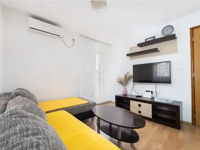 Ferienhaus für 7 Personen in Kaštel Sućurac 4/10