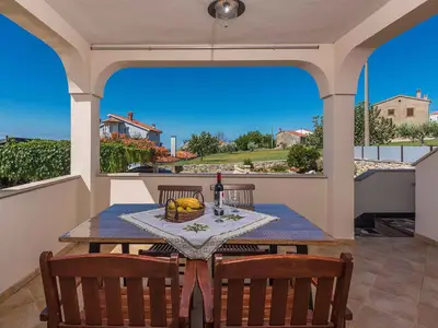 Ferienhaus für 8 Personen (140 m²) in Kaštelir 6/10