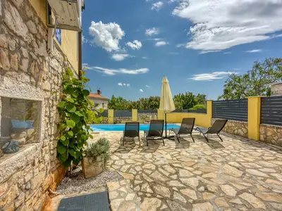Ferienhaus für 4 Personen (100 m²) in Kaštelir 2/10