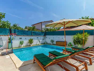 pool