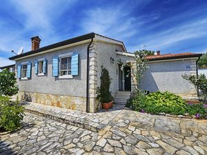 21626359-Ferienhaus-8-Kaštelir-Labinci-300x225-2