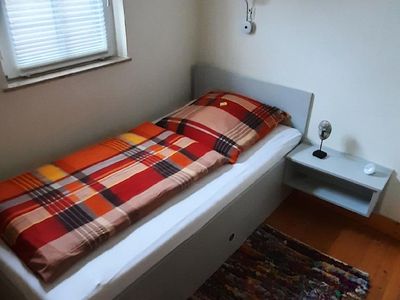 Ihr zweites Schlafzimmer mit 100 cm breiter Matratze