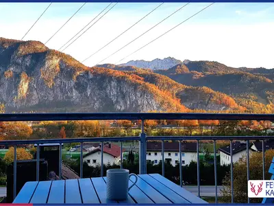 Ausblick vom Balkon auf das Inntal und den wilden Kaiser