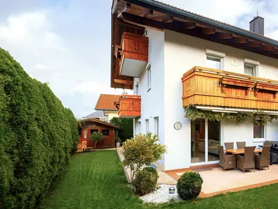 Ferienhaus für 9 Personen (160 m²) in Kiefersfelden 1/10