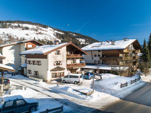 23896304-Ferienhaus-27-Kirchberg in Tirol-300x225-5