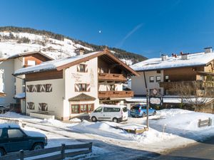 23896306-Ferienhaus-17-Kirchberg in Tirol-300x225-4