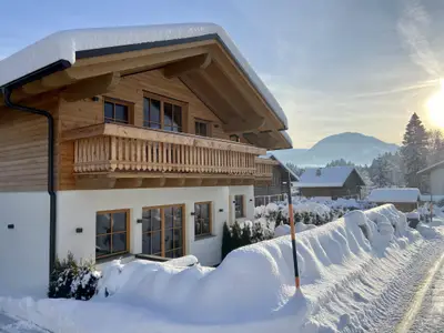 Außenseite Ferienhaus [Winter]