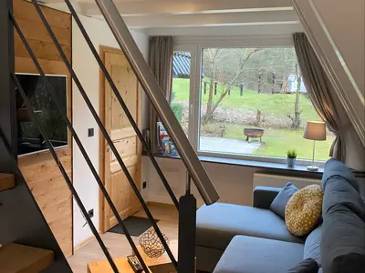 Photo, INSIDE, OUTSIDE