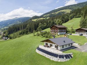 22401815-Ferienhaus-8-Kitzbühel-300x225-1