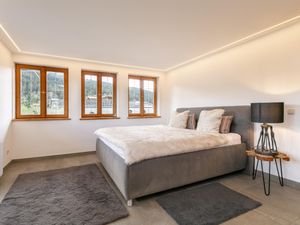 23907984-Ferienhaus-18-Kitzbühel-300x225-5