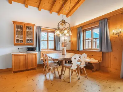 DiningRoom