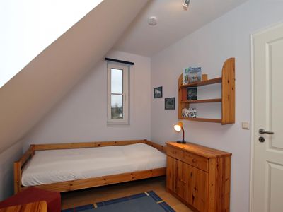 2. Schlafzimmer mit Einzelbett