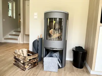 Kamin-/Ofen
