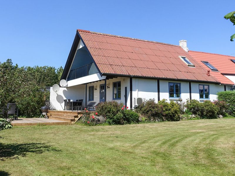 23748974-Ferienhaus-6-Klemensker-800x600-0