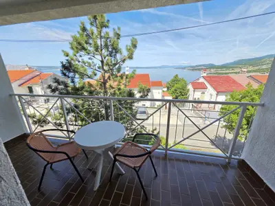 Ferienhaus für 6 Personen (68 m²) in Klenovica 1/10