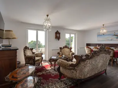 Wohn- und Esszimmer