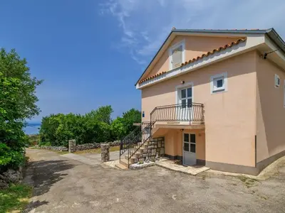 Ferienhaus für 4 Personen in Klenovica 3/10