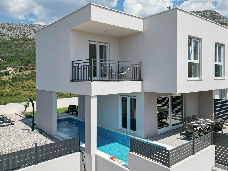 23752722-Ferienhaus-8-Klis-800x600-0