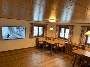 23313788-Ferienhaus-10-Klösterle am Arlberg-300x225-4