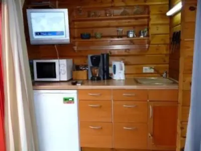 KITCHEN, INSIDE