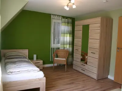 Schlafzimmer 3
