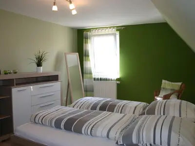 Schlafzimmer 2