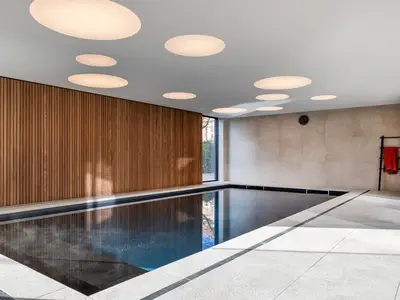 PoolOfHouse