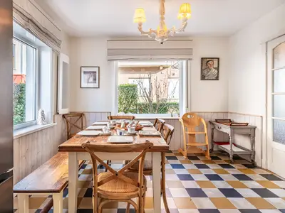 DiningRoom