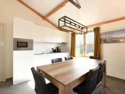 DiningRoom