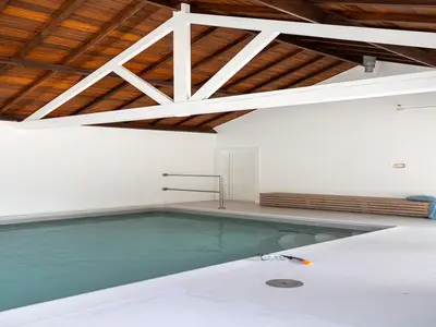 PoolOfHouse