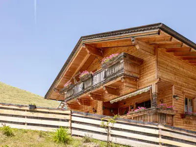 Außenseite Ferienhaus [Sommer]