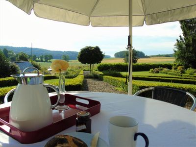 Frühstück in der Morgensonne. Gibts was schöneres?