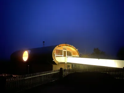 Das UFO47 wenn es dunkel ist... komm doch!