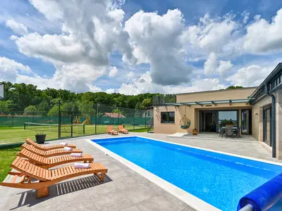 pool