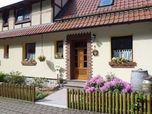 19340593-Ferienhaus-4-Korbach-300x225-3