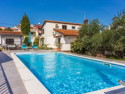 Ferienhaus für 8 Personen (110 m²) in Kornić 2/10