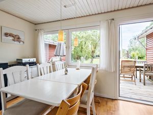 24018337-Ferienhaus-7-Korsør-300x225-3